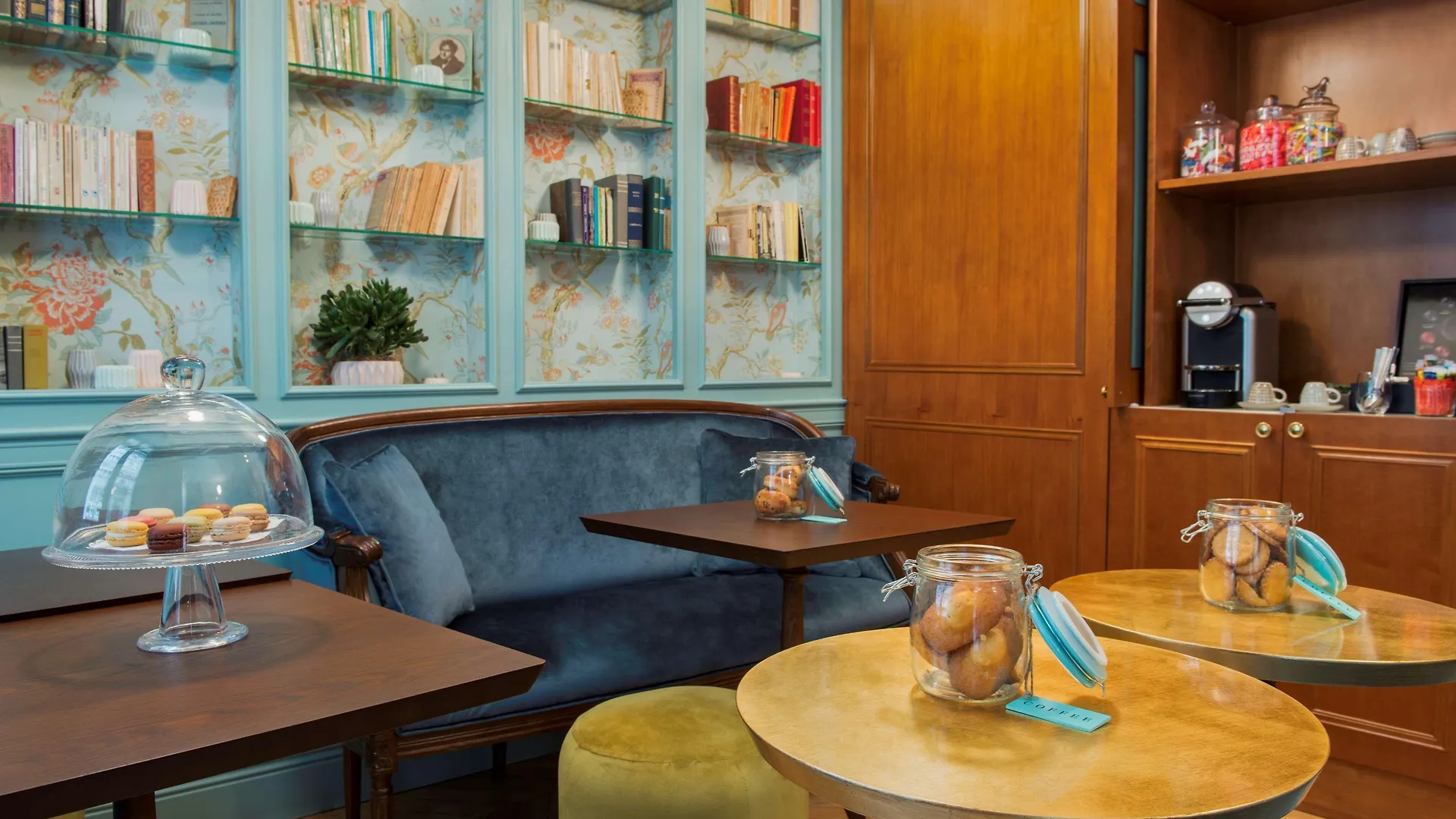 Hotel De Neuve By Happyculture Paris